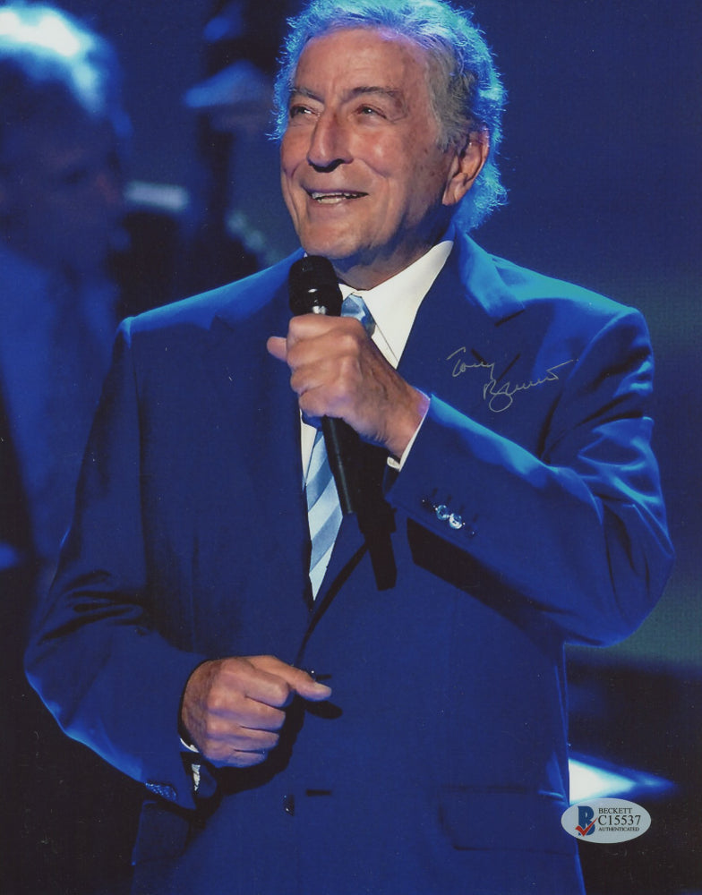 Tony Bennett Signed Autographed Photo Beckett Authentication