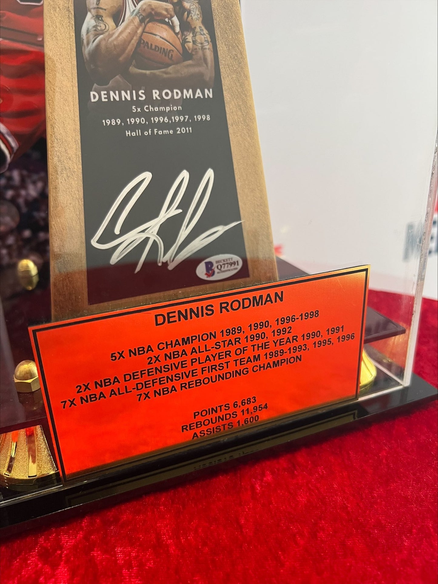 Dennis Rodman Signed NBA Championship Trophy Beckett Authentication Chicago Bulls