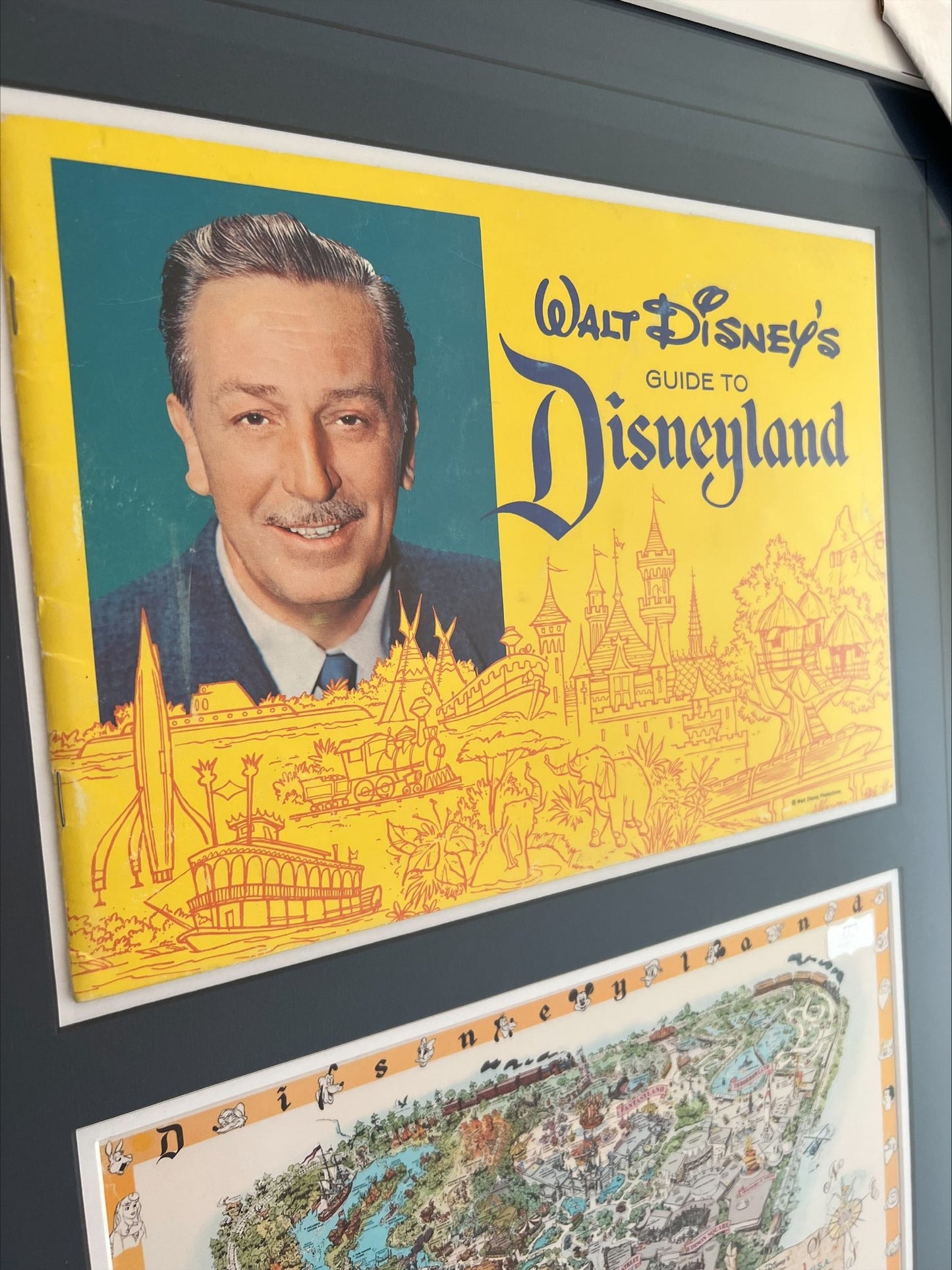 Disneyland 1959 Walt Disney Souvenir Guide Display with Ticket Book Employee Patch Original