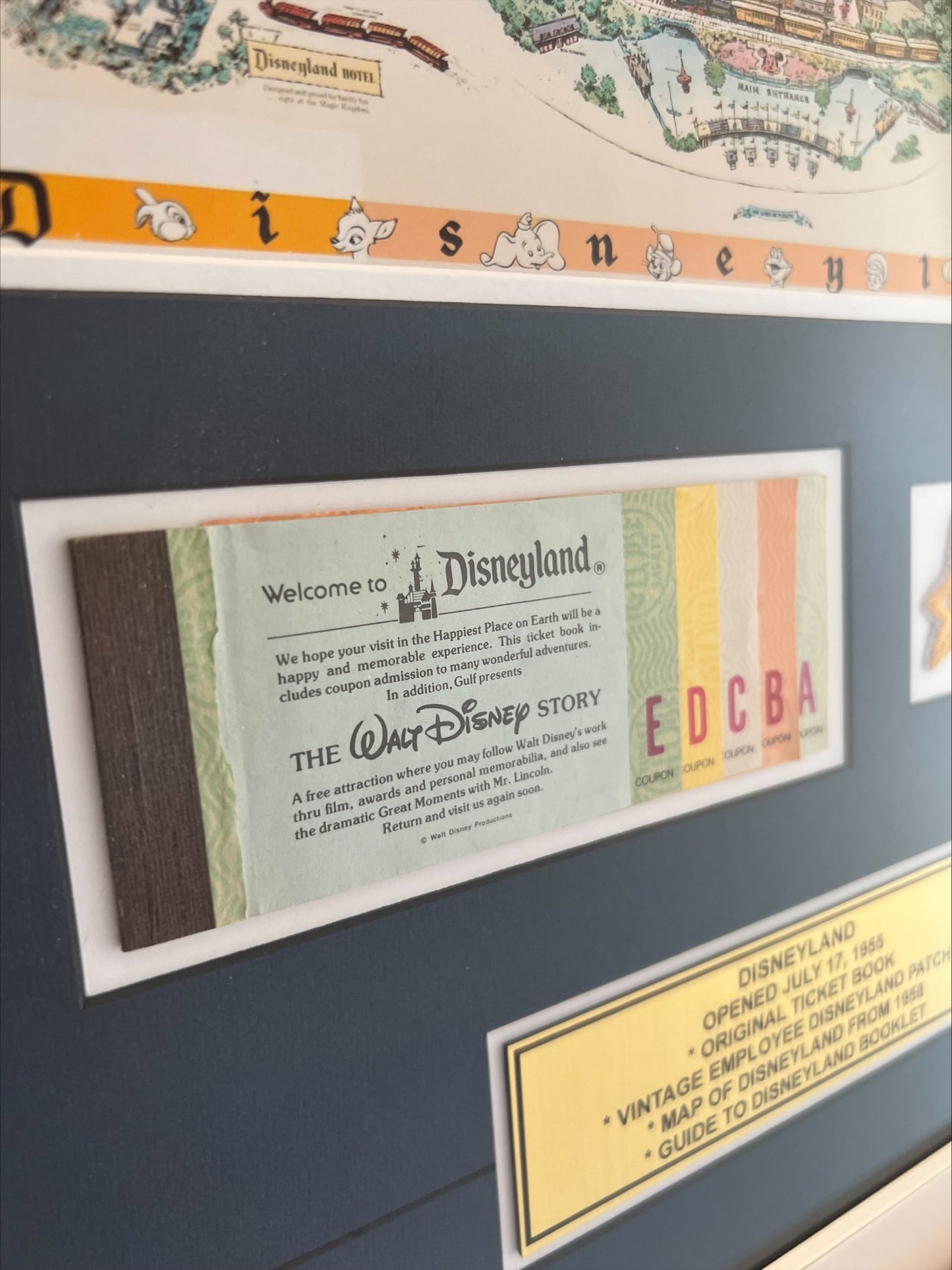 Disneyland 1959 Walt Disney Souvenir Guide Display with Ticket Book Employee Patch Original