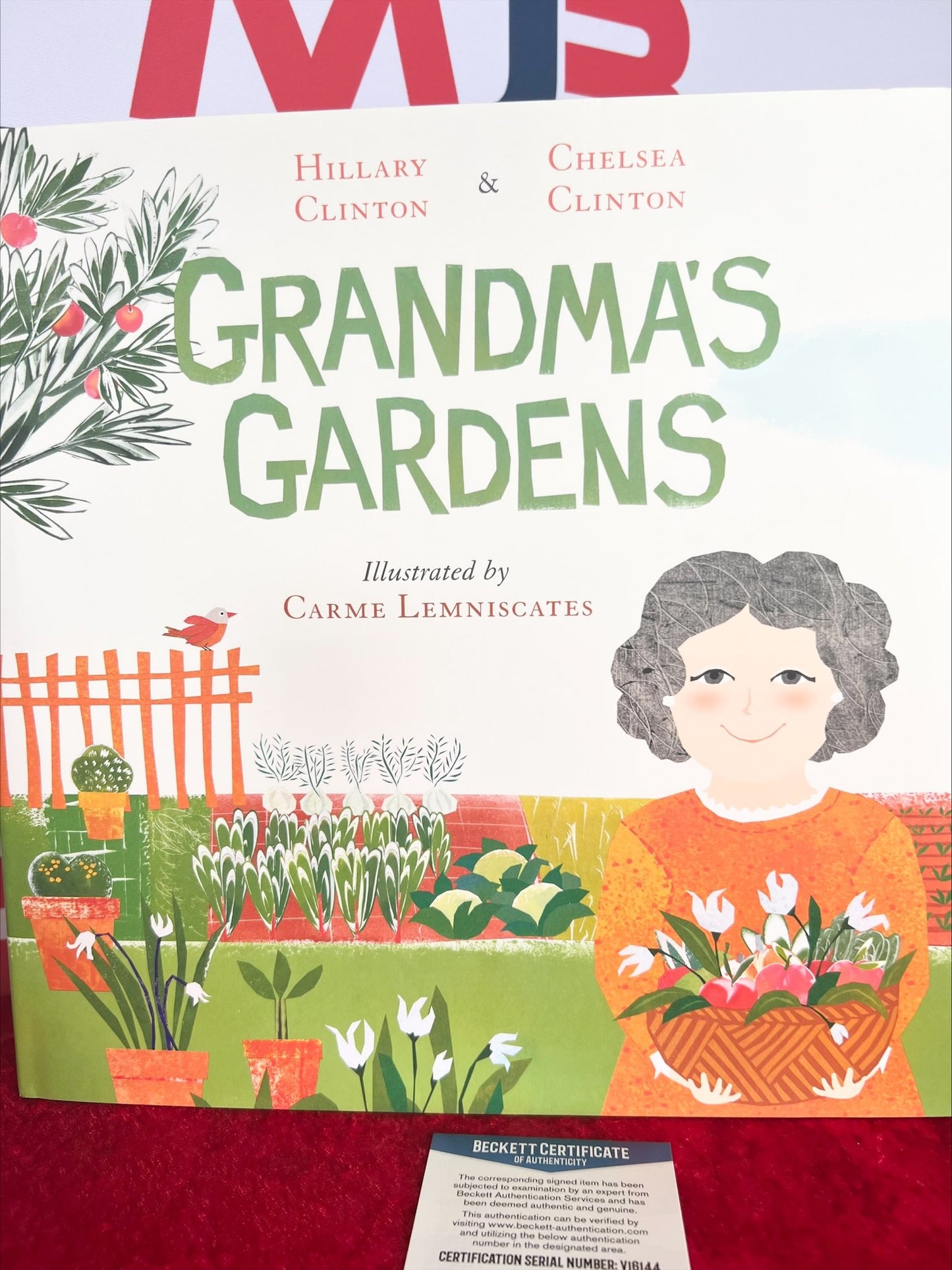 Hillary Clinton Chelsea Clinton Dual signed Book Grandmas Garden Beckett COA