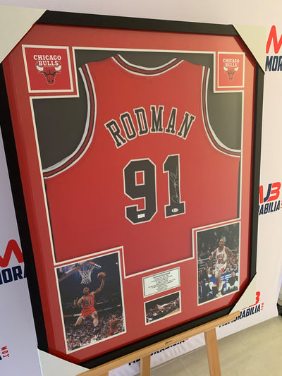 Matt Delivers Iconic Dennis Rodman Signed Chicago Bulls Jersey to a Melbourne Superfan