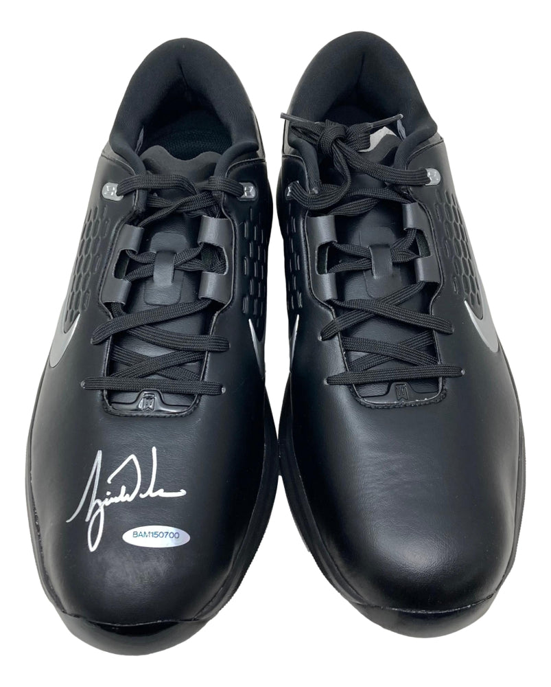 Stride in Tiger Woods' Shoes: Signed Nike Air Zoom TW71 Golf Shoes Up for Auction