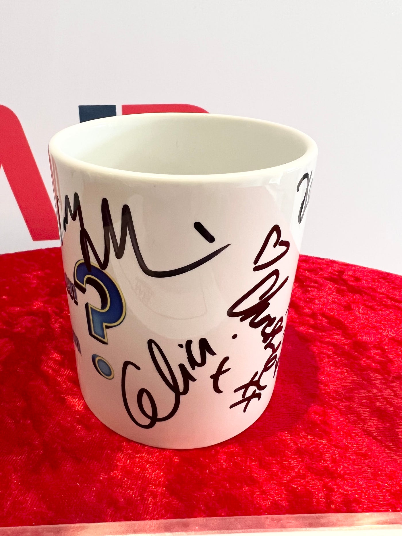Have you Been paying Attention cast signed Channel 10 Mug with COA