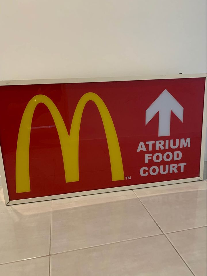 McDonalds Food Court Sign - Lights up