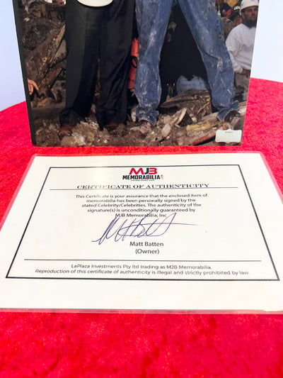 Bob Beckwith Signed Photograph President Bush Ground Zero RARE COA Inscribed God Bless America