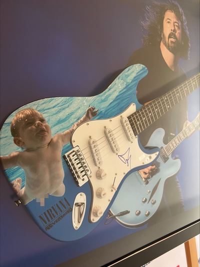Dave Grohl Signed Guitar Beckett COA Nirvana Foo Fighters