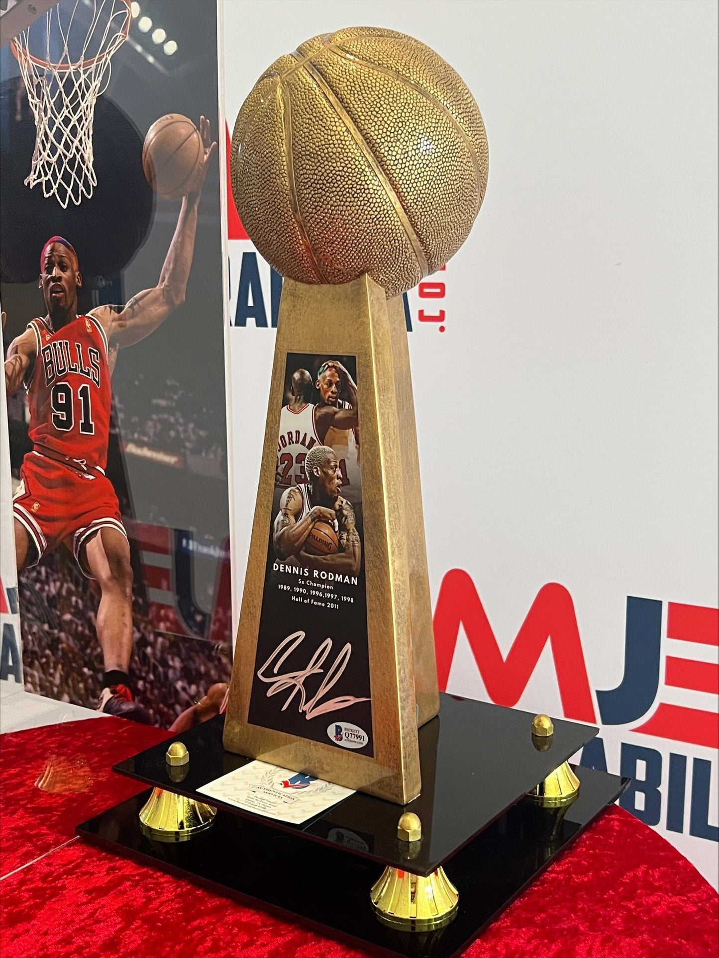 Dennis Rodman Signed NBA Championship Trophy Beckett Authentication Chicago Bulls