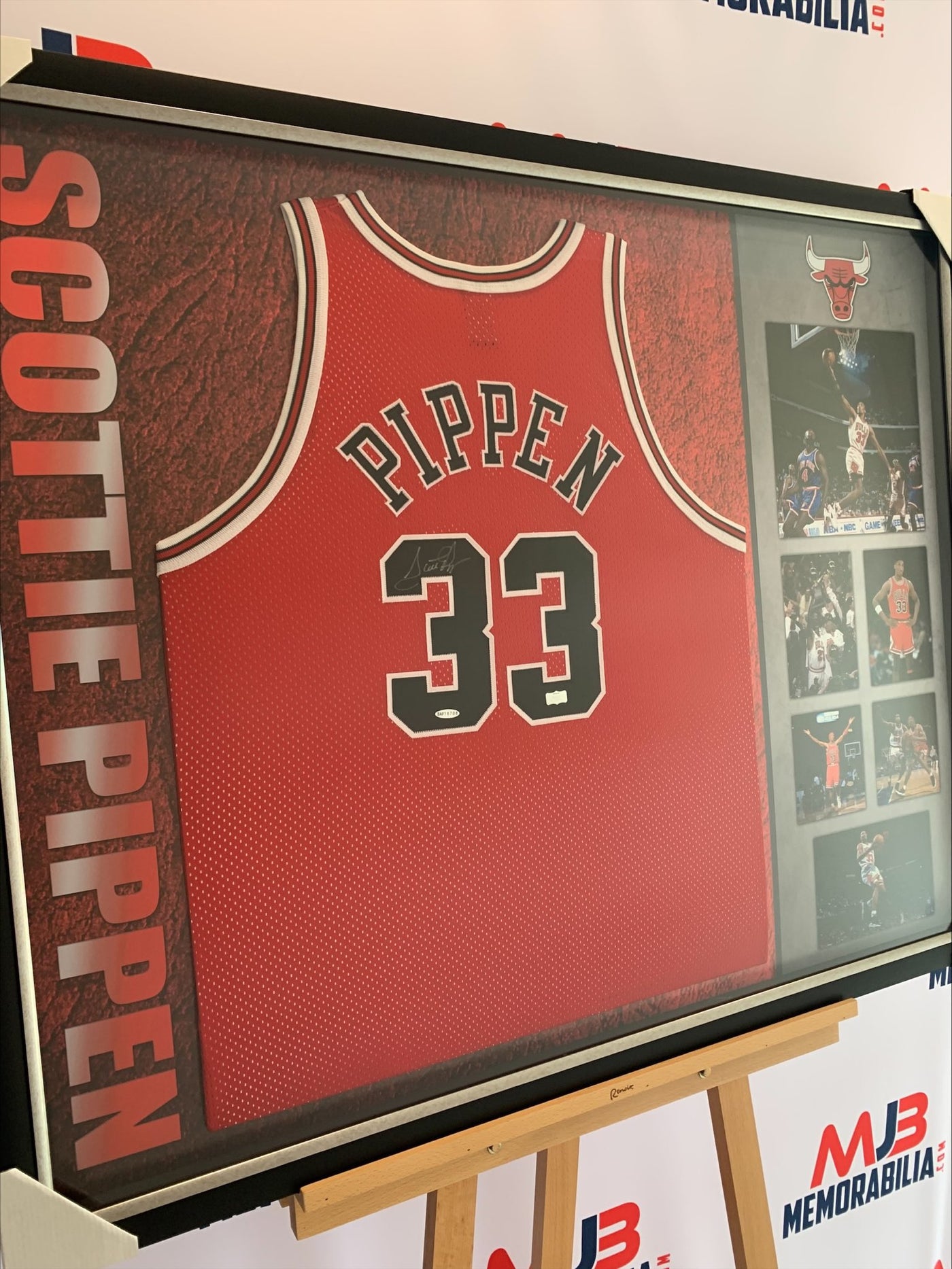 Scottie Pippen Signed Chicago Bulls Jersey Upper Deck Authentication